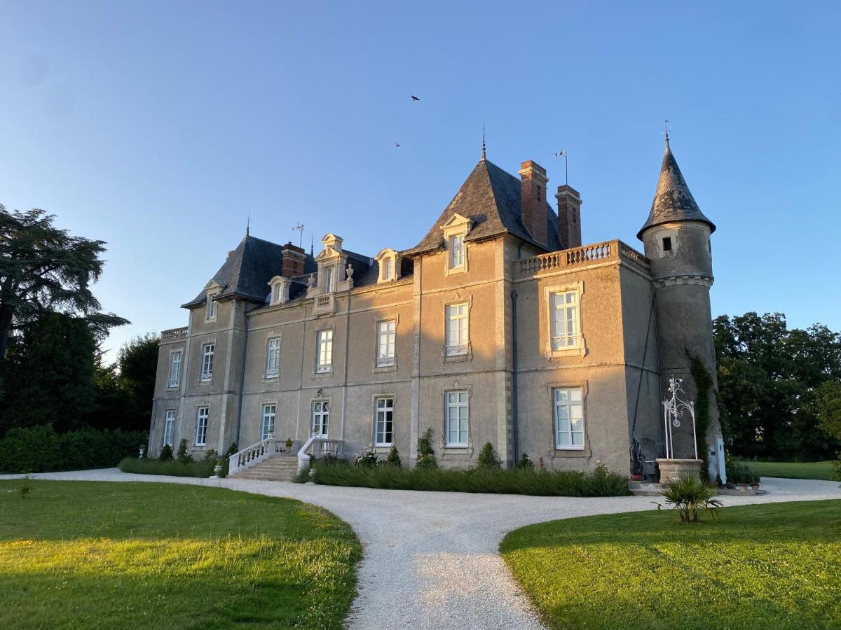 Chateau De St-Fulgent, Gite La Tour Saint-Fulgent Luaran gambar
